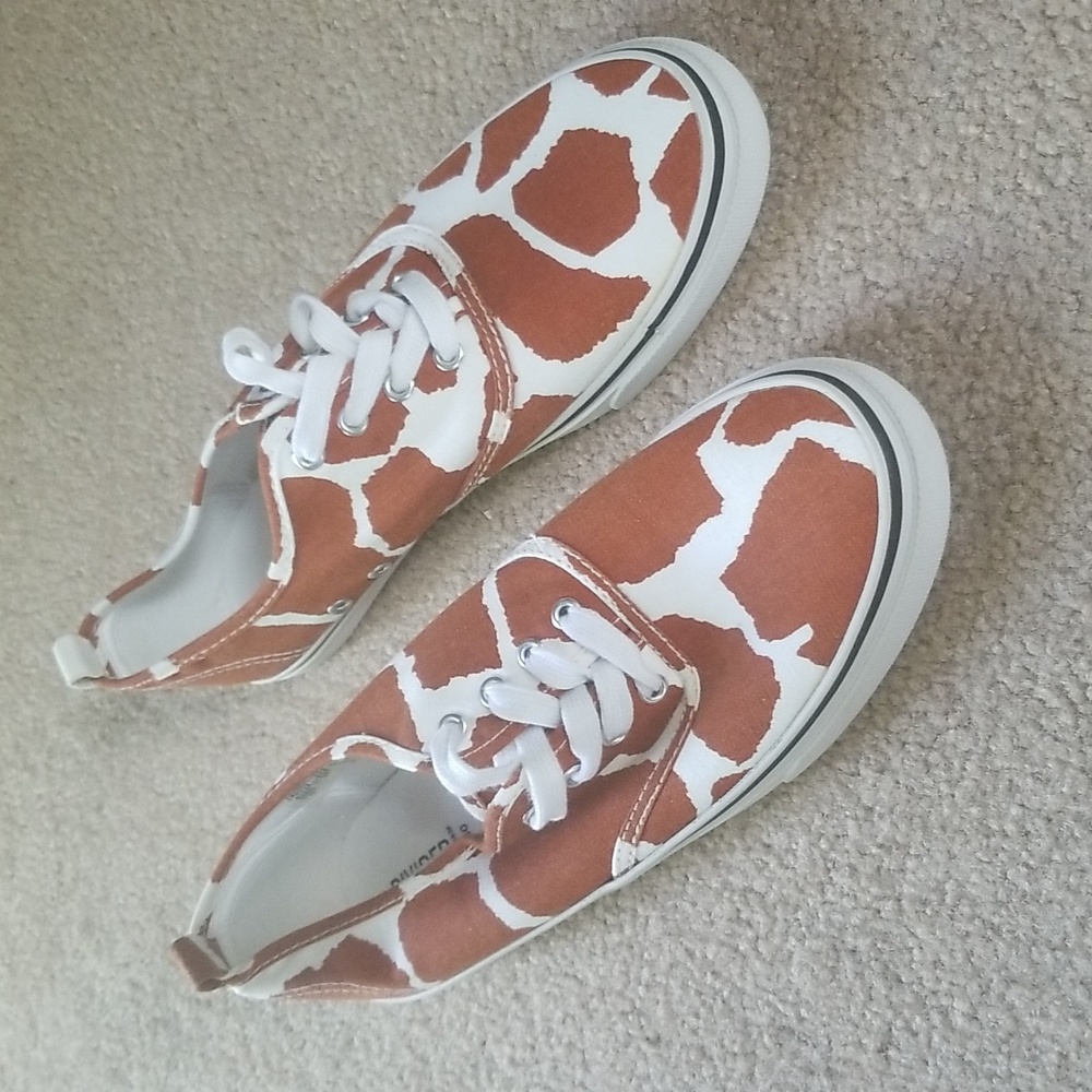 H&M Cute  & Comfy Shoes EUC
